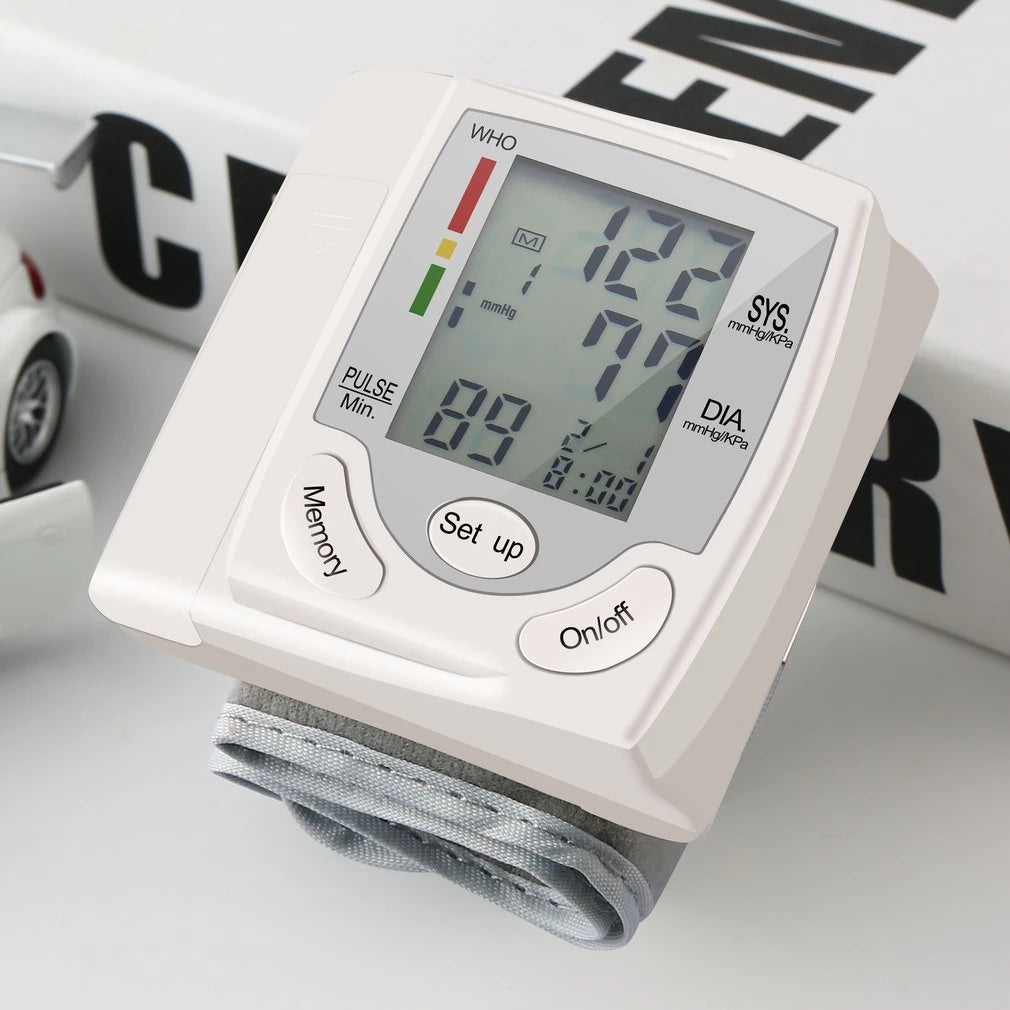 Blood Pressure Monitor, LCD Digital Display Automatic Wearable Wrist Blood Pressure Household Use